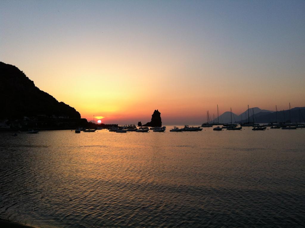 Dolcevita Villa In Vulcano วุลกาโน ภายนอก รูปภาพ
